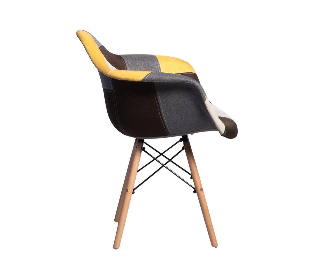 SILLA EAMES CON BRAZOS TAPIZADA MODERNA