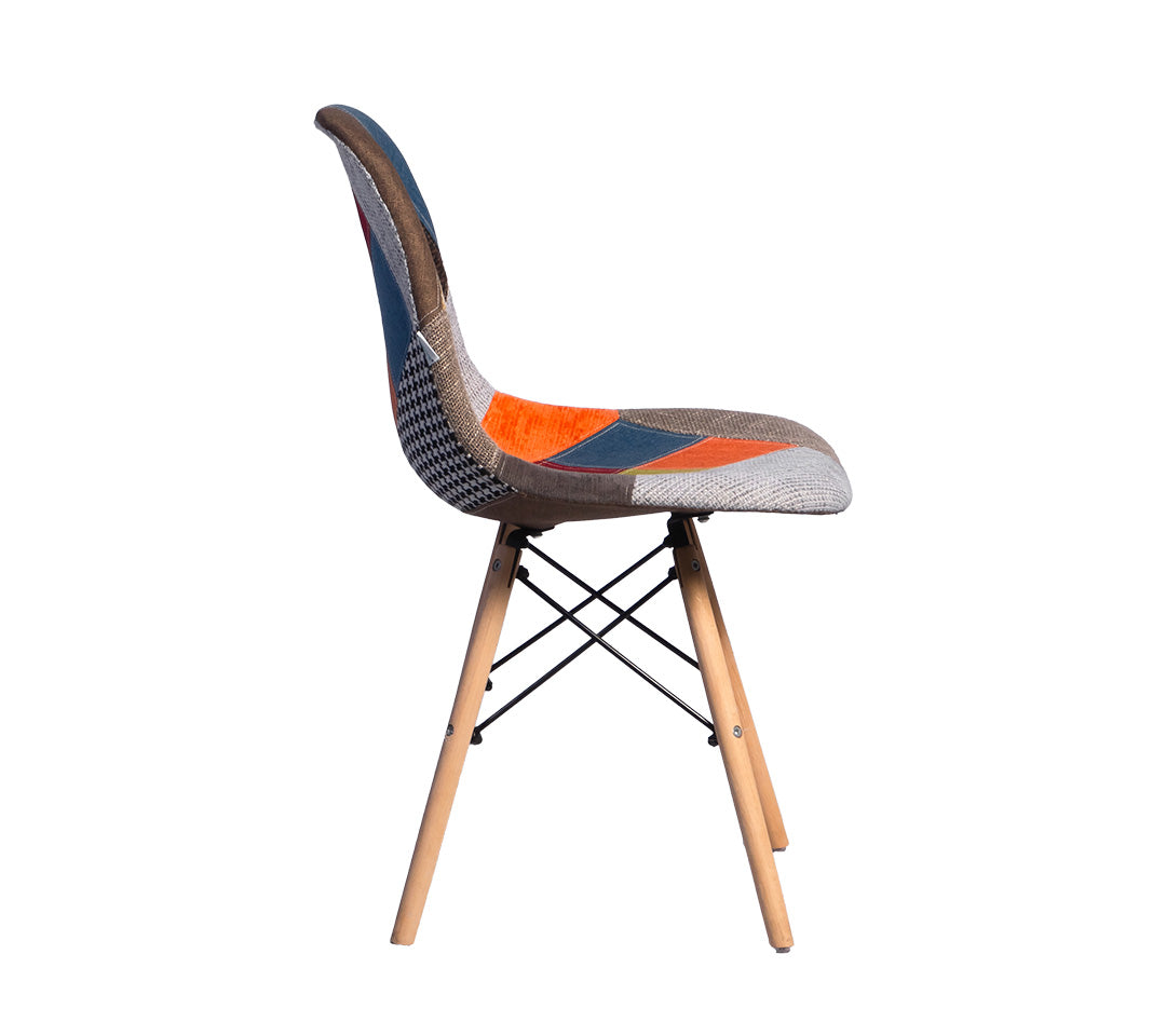 SILLA EAMES TAPIZADA VINTAGE S/BRAZOS